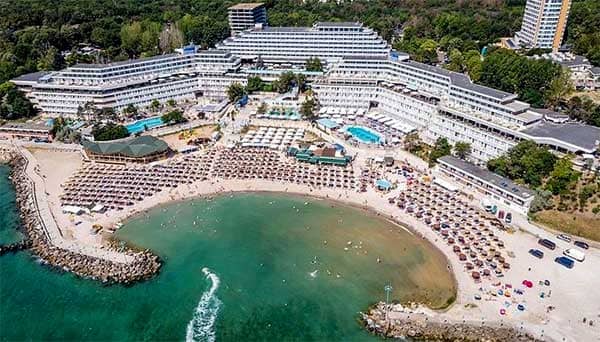Phoenicia Blue View, Olymp