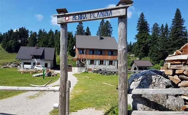 Menina planina